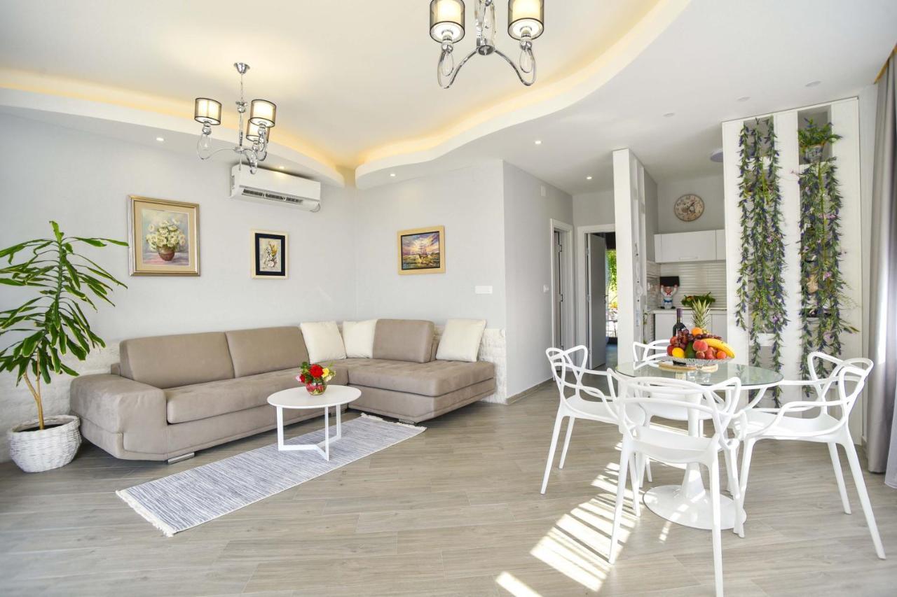 Verbalj Apartment With Swimming Pool Kotor Exterior foto
